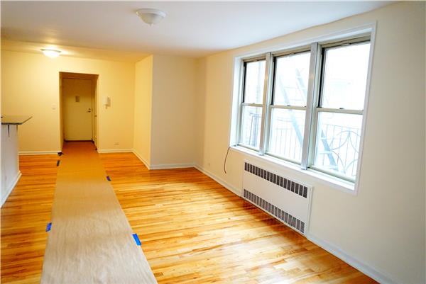 Primary Photo - 517 E 81st St