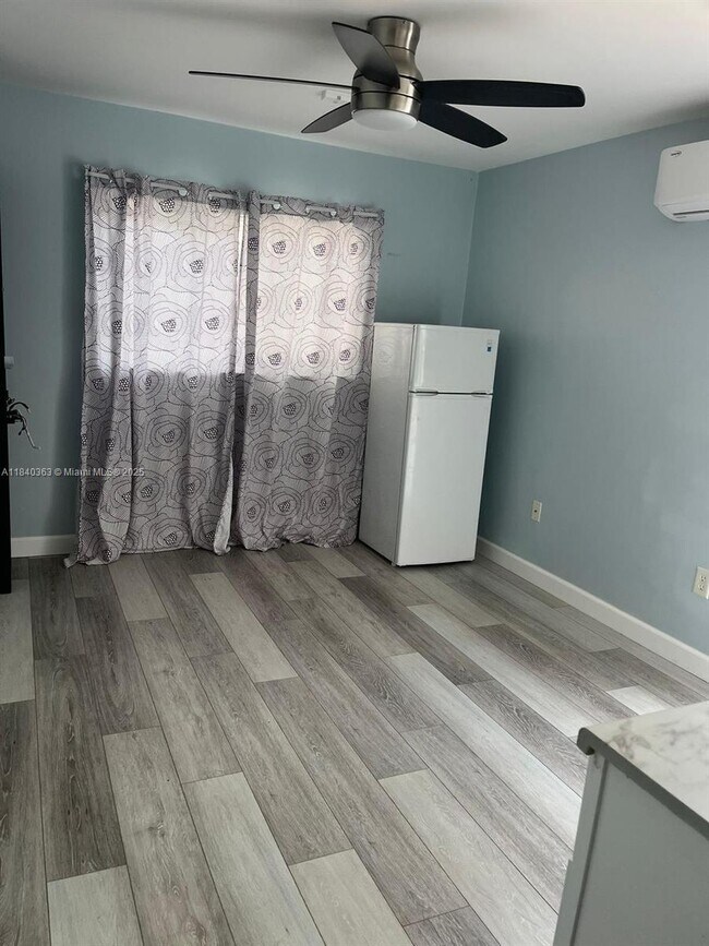 Foto del edificio - 14155 SW 163rd Terrace