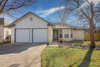 Building Photo - 427 Maple Run Dr