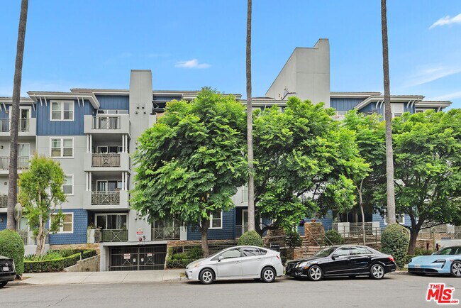 Foto del edificio - 6038 Carlton Way