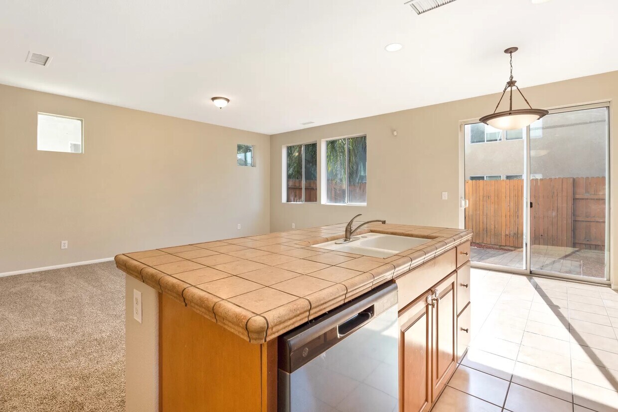 Foto principal - 3450 Lumley Ln