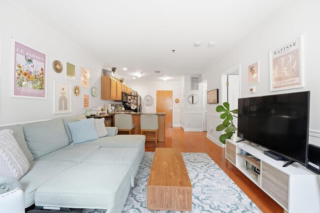 Foto del edificio - 725 Jefferson St