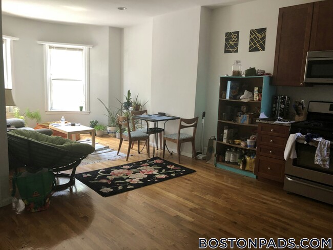 Building Photo - 30 S Huntington Ave