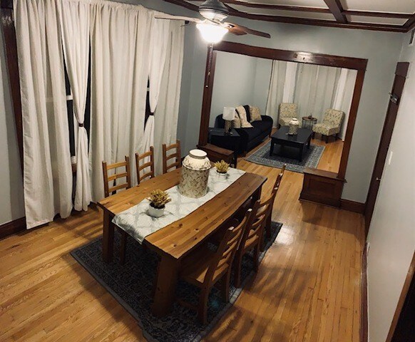 Foto del edificio - 3615 W Palmer St