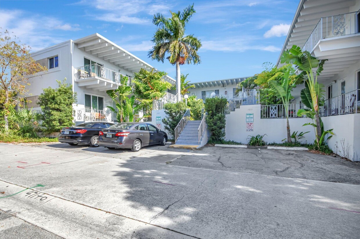 Foto principal - 1520 Lake Ave