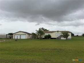 Building Photo - 67 Lexie Ln