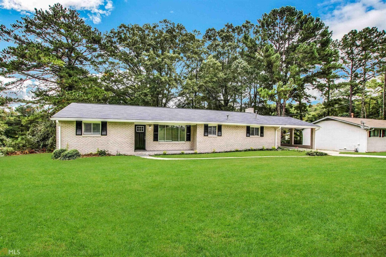 6260 Feldwood Rd, College Park, GA 30349 House for Rent in College