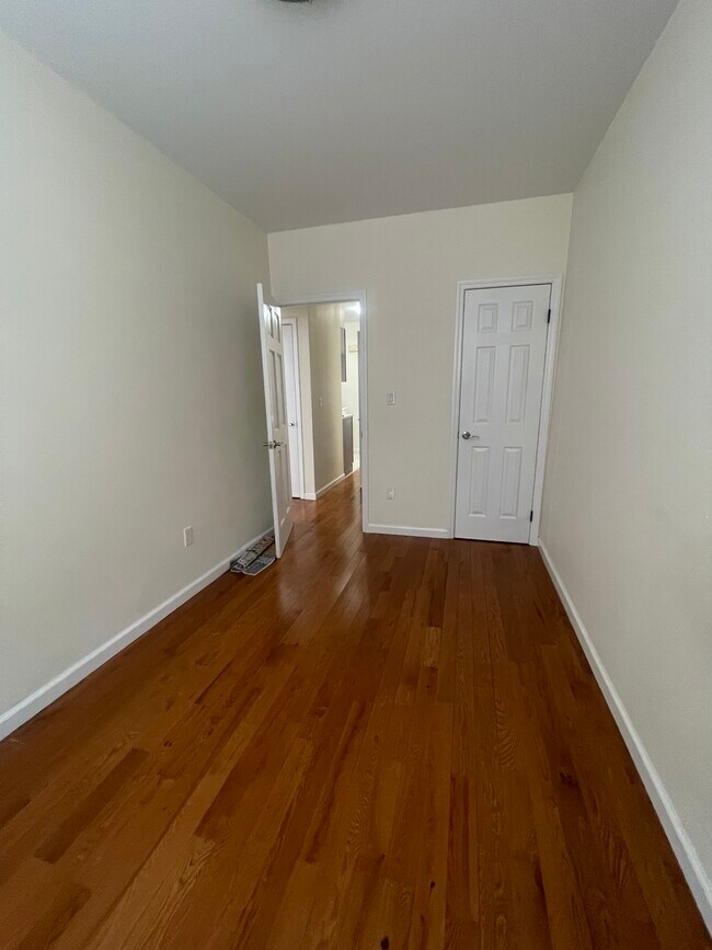 Bedroom - 8693 15th Ave