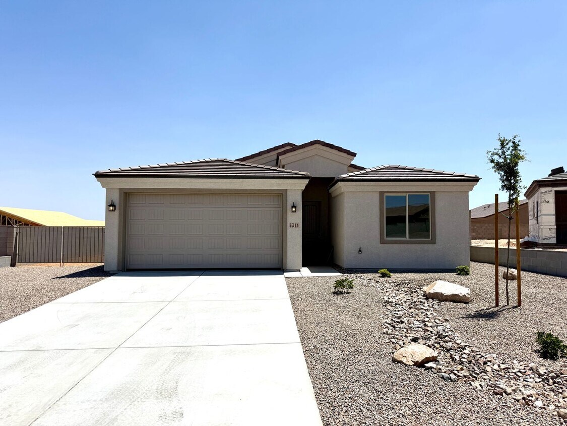 Foto principal - Beautiful New Construction 3 Bedroom Home ...