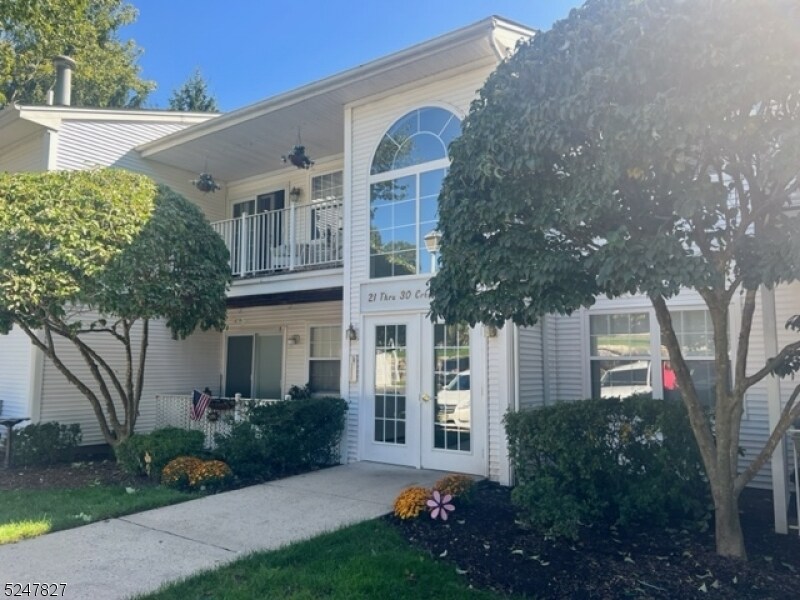 25 Crestview Ln, Mount Arlington, NJ 07856 Condo for Rent in Mount