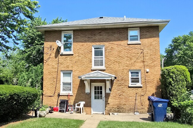 Foto del edificio - 1002 Westmoreland Ave