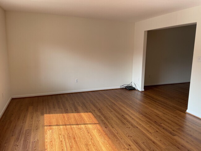 Foto del edificio - 146 Harvest Dr