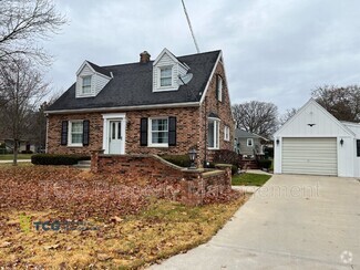 Building Photo - 512 W Stanton St