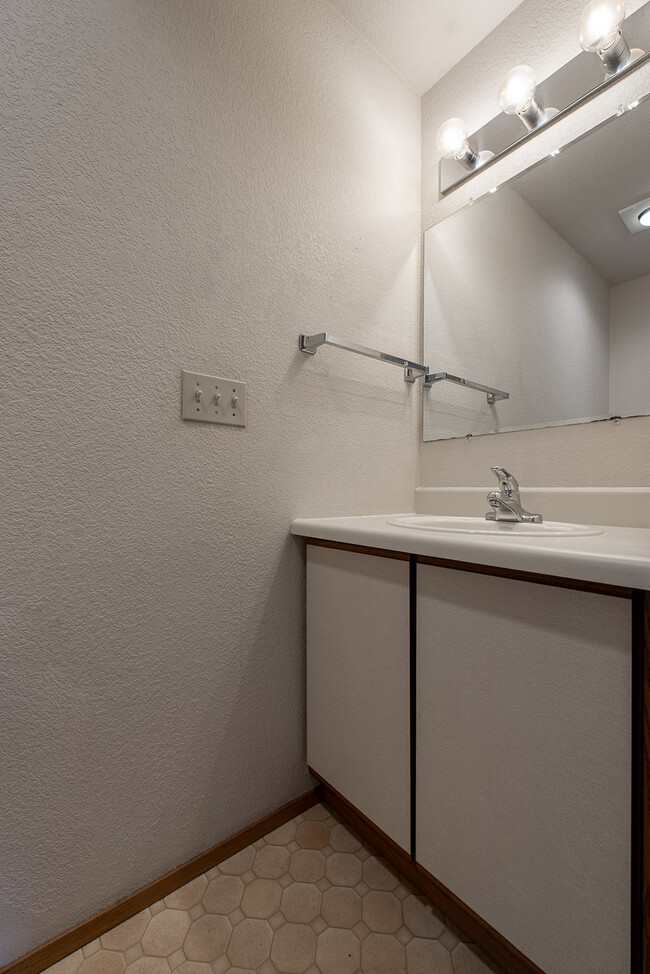 Foto del edificio - 3314 Wetmore Ave