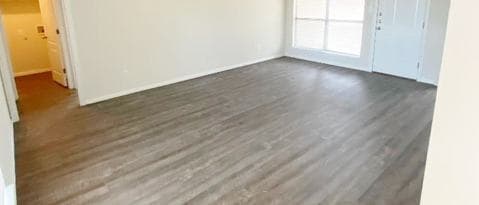 Foto del edificio - 737 Oak Park Dr