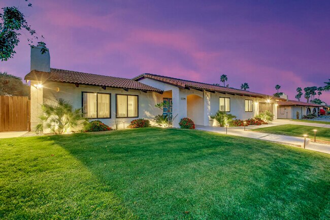 Building Photo - 2230 Tamarisk Rd