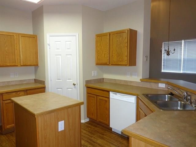 Building Photo - 1206 Quincy Dr