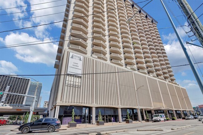 Foto del edificio - 2016 Main St
