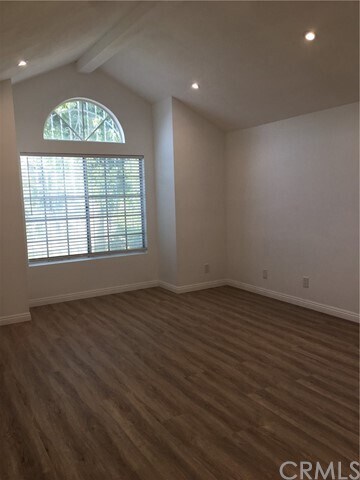 Building Photo - 8024 Alpaca St