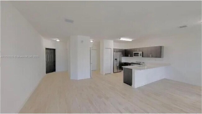 Foto del edificio - 15600 SW 136th St