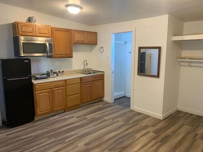 Foto del edificio - 2614 Monterey St