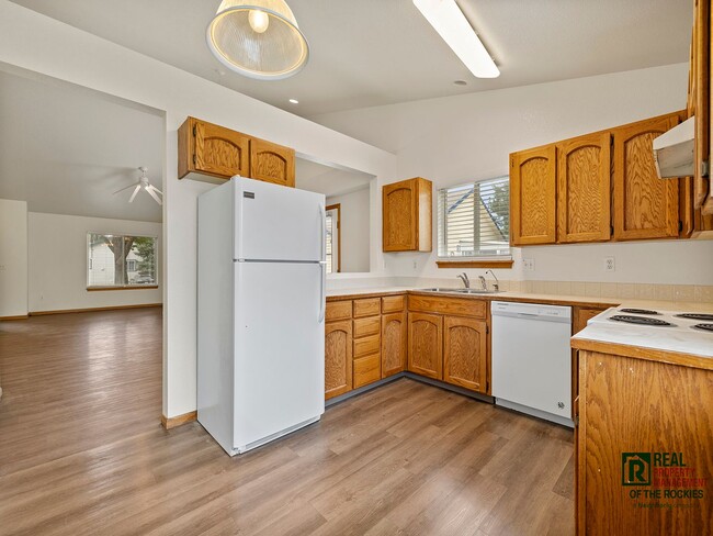 Foto del edificio - Single-Family Luxury: Maintenance-Free Liv...