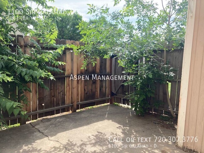 Building Photo - Great, affordable 2BR in Lafayette. Back p...