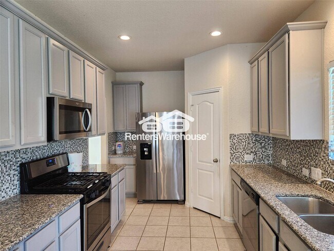 Foto del edificio - 12708 S Shore Dr