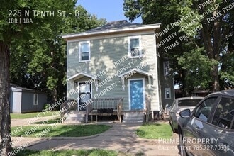 Building Photo - 225 N Tenth St