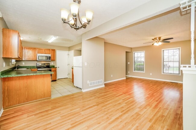 Foto del edificio - 1104 Mullens Ct