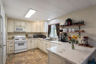 Building Photo - 35109 CA-79