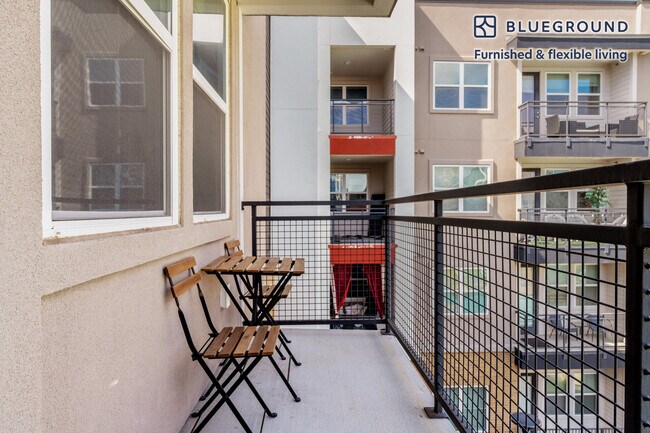 Building Photo - 6107 E Riverside Dr