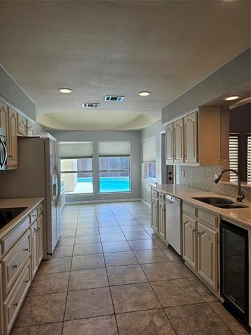 Building Photo - 3700 San Juan Cir