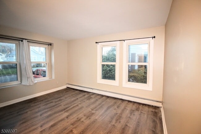 Foto del edificio - 31 Stewart Pl