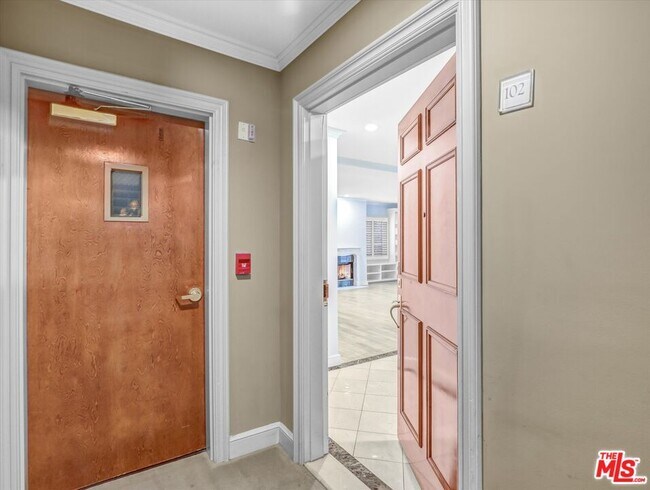 Foto del edificio - 277 S Spalding Dr