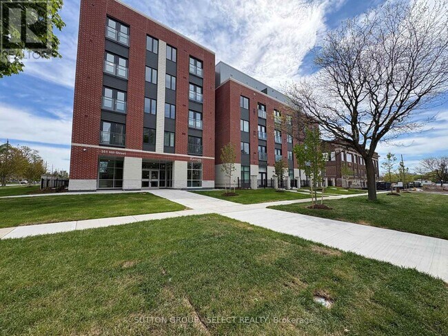 Building Photo - 351 Hill St