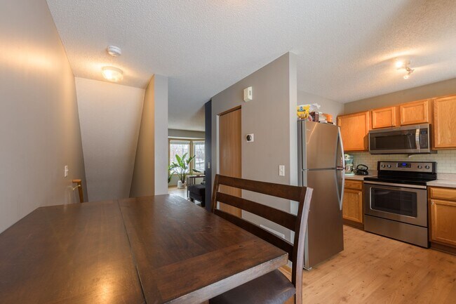 Foto del edificio - Rare chanhassen 2 bed townhouse for rent!!!