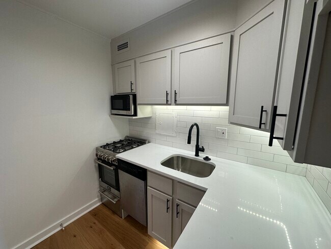 Kitchen - 240 M St SW