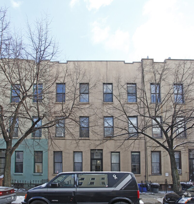 Building Photo - 262 Himrod St