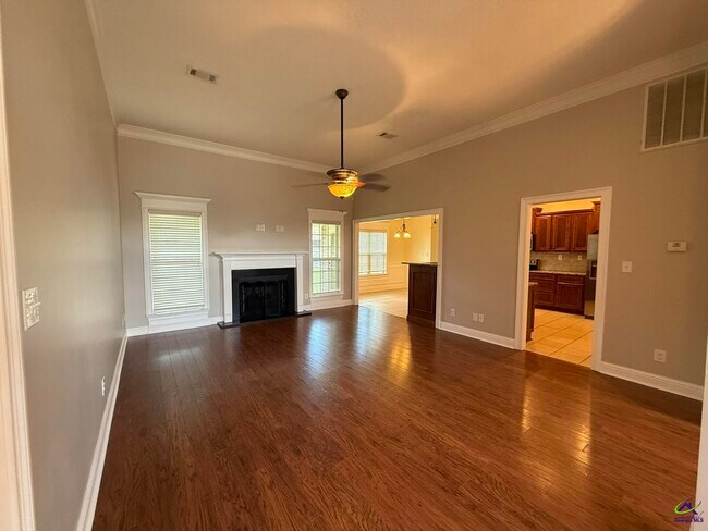 Foto del edificio - 616 Amberley Ct