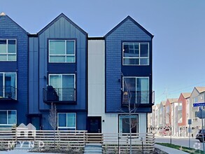 Building Photo - 1079 Chase St