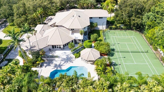 Foto del edificio - 6190 SW 102nd St