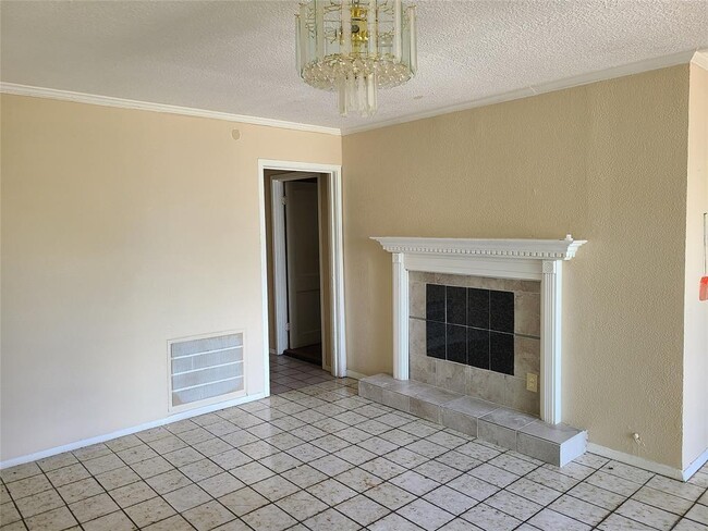 Building Photo - 1265 Du Barry Ln
