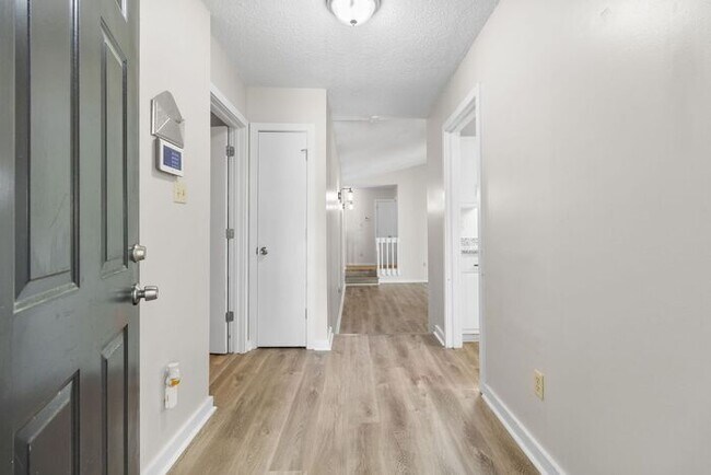 Foto del edificio - 3 Bedroom/2 Bath Home