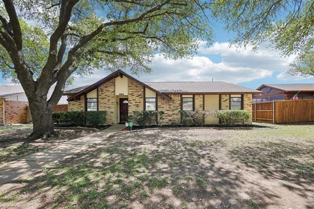 Foto principal - 904 Middle Cove Dr