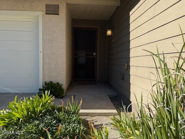 Foto del edificio - 26265 Rainbow Glen Dr
