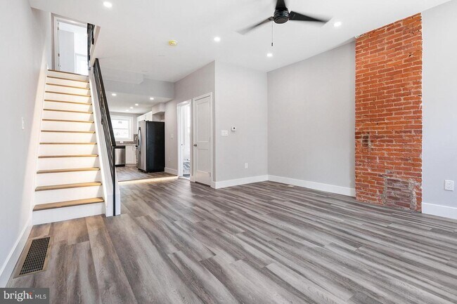Building Photo - 2418 N 4th St