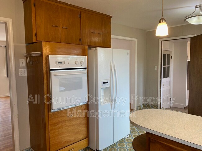 Foto del edificio - 2115 E Sheridan St