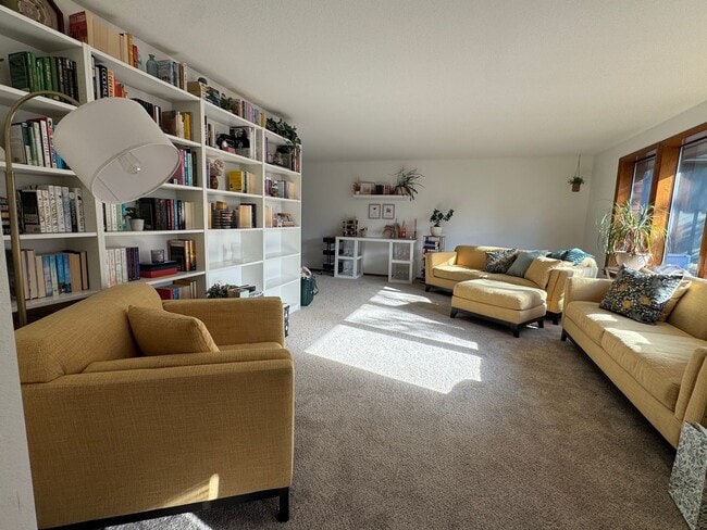 Foto del edificio - 3 Bed, 2.5 Bath Country Club