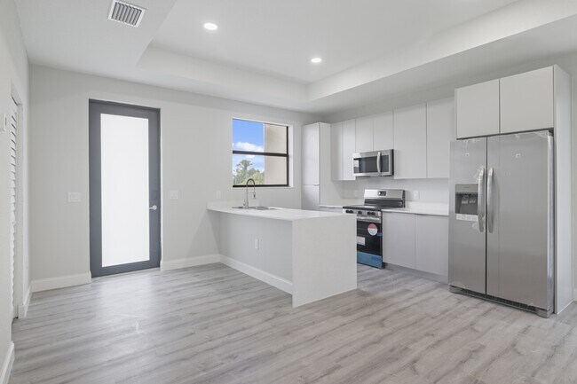 Building Photo - 3216 53rd St W